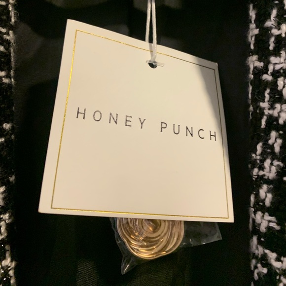 Black and White Tweed Blazer - Picture 5 of 5